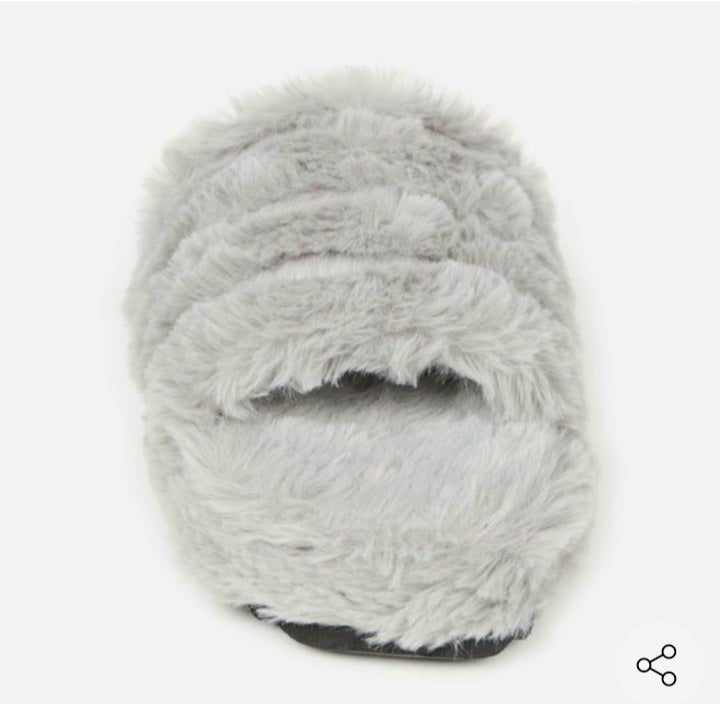 Slippers 2021