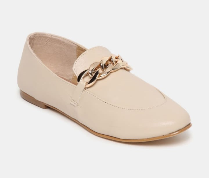 LOAFERS LOCK MY HEART