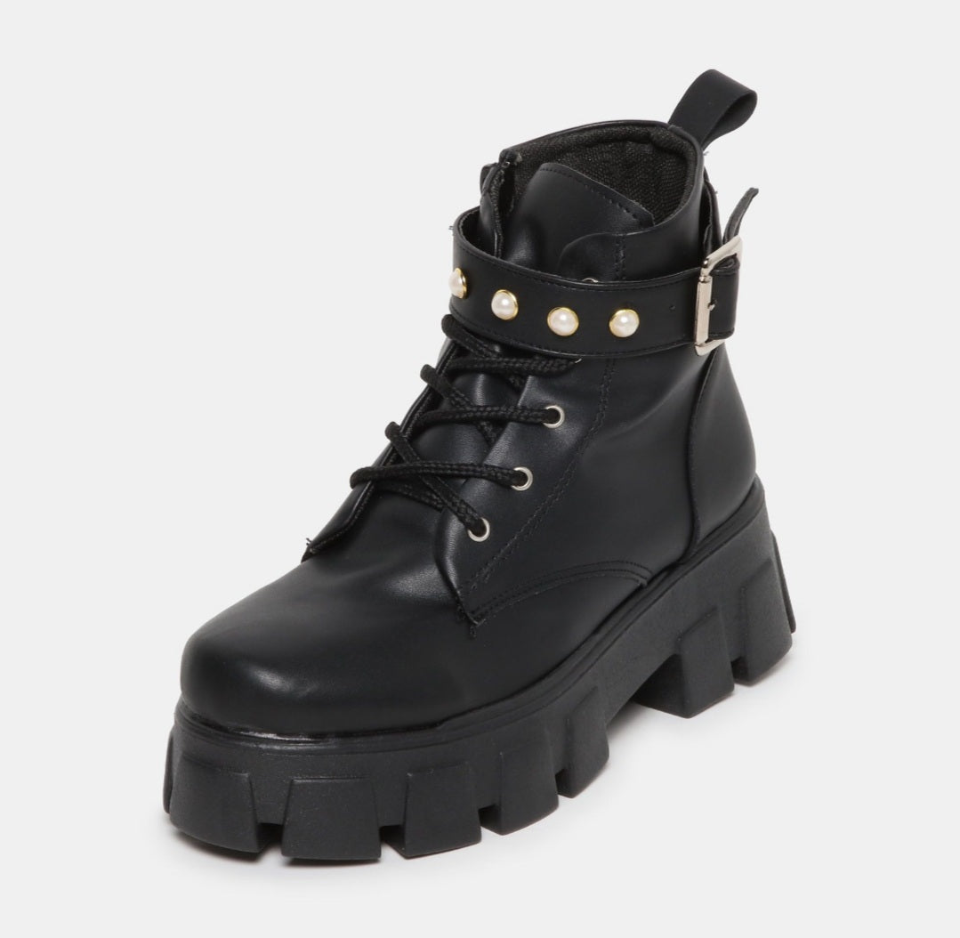 Bota Sky is the limit
