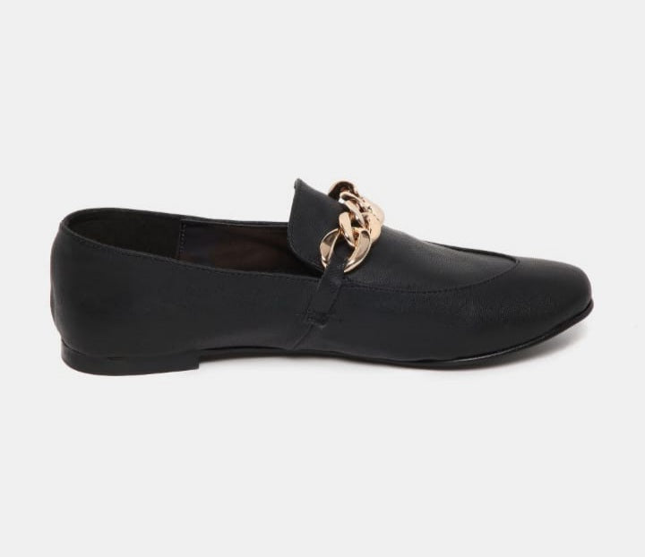 LOAFERS LOCK MY HEART