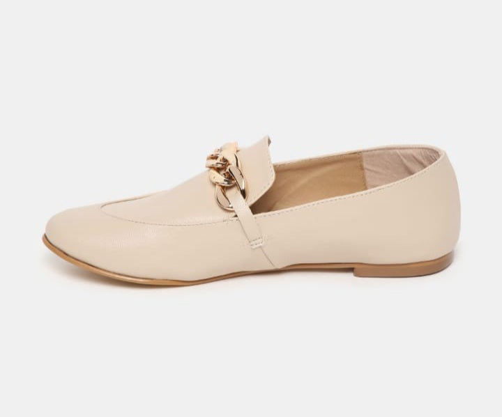 LOAFERS LOCK MY HEART