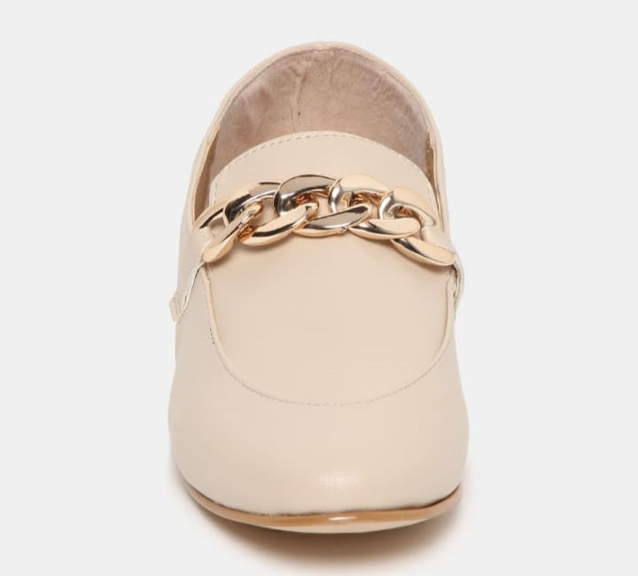 LOAFERS LOCK MY HEART