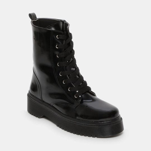 Bota QUEENS